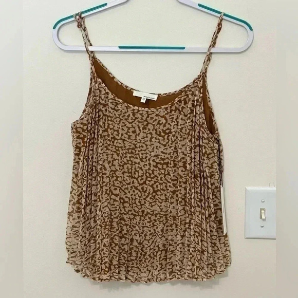 NWT June & Hudson Tank - Picture 2 of 5